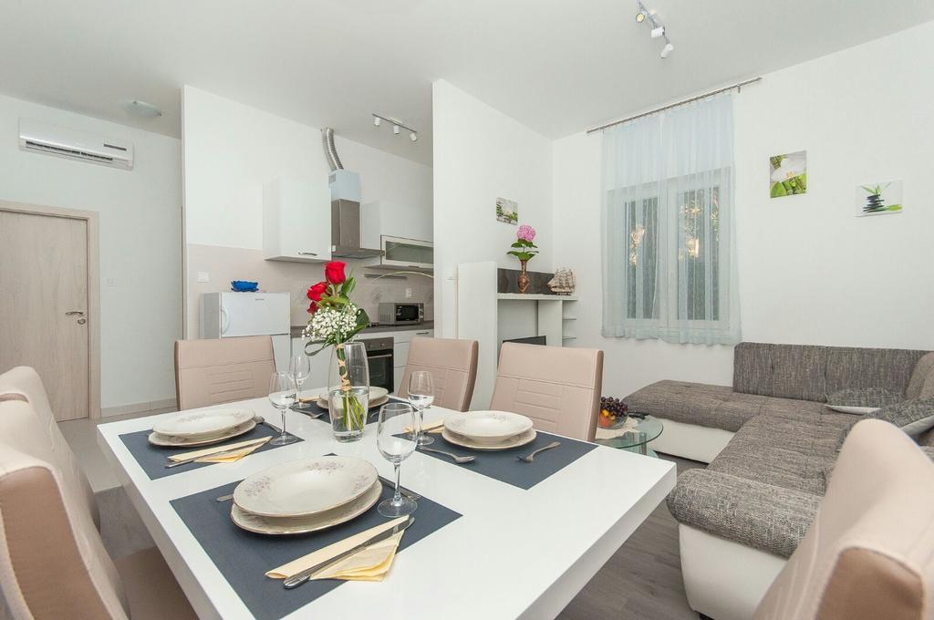 Tanja Apartment Omiš Extérieur photo